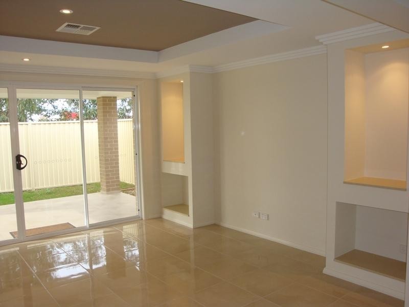 25 Bellerive Close, West Hoxton NSW 2171