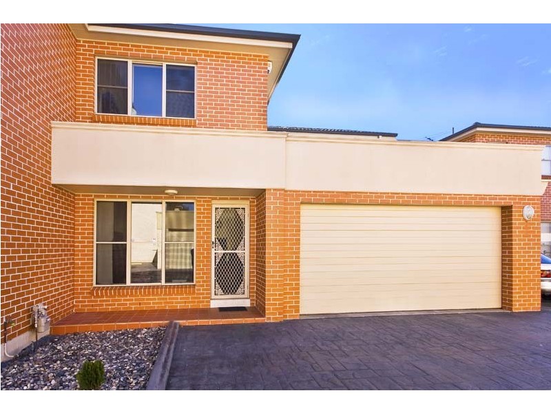 6/6 Bangalow Place, Hoxton Park NSW 2171
