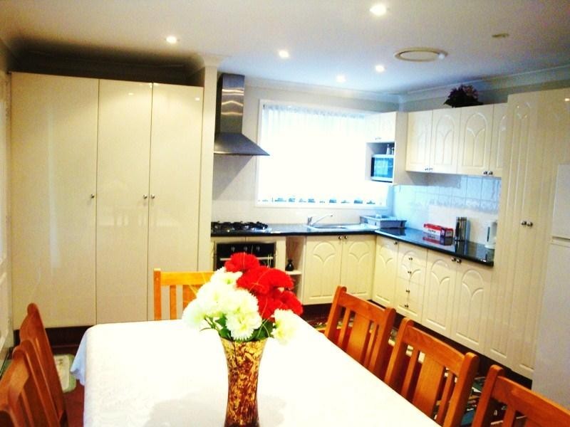 81 Prairievale Road, Bossley Park NSW 2176