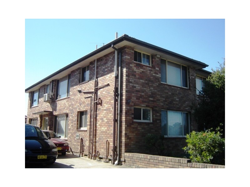 2/235 The Horsley Drive, Fairfield NSW 2165