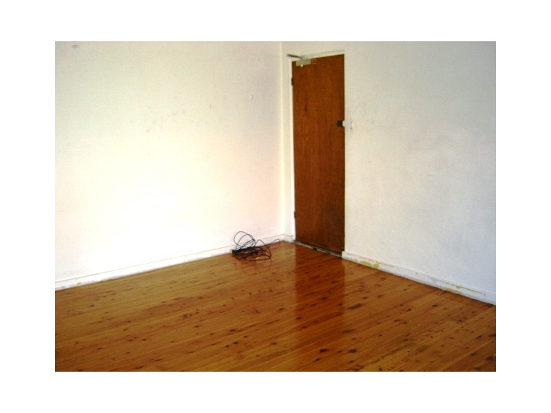 2/235 The Horsley Drive, Fairfield NSW 2165