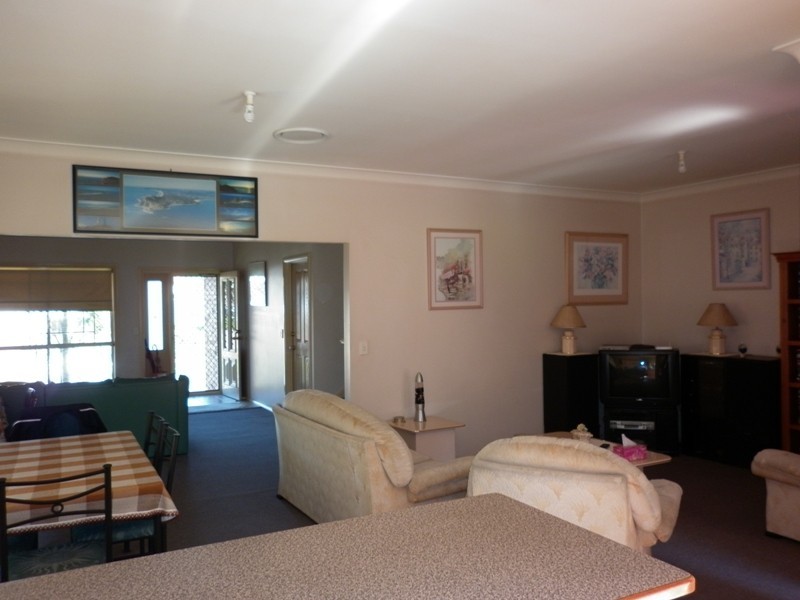 23a Garrison Road, Bossley Park NSW 2176