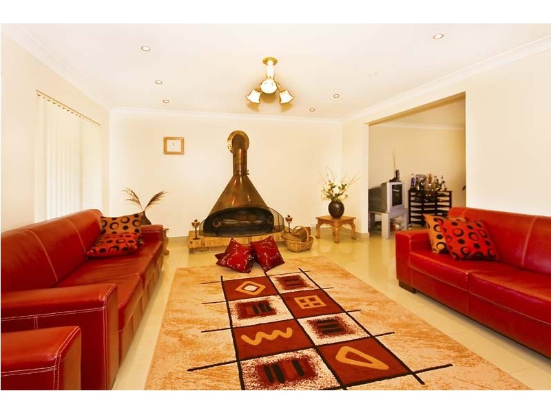 23 Kingfisher Avenue, Bossley Park NSW 2176