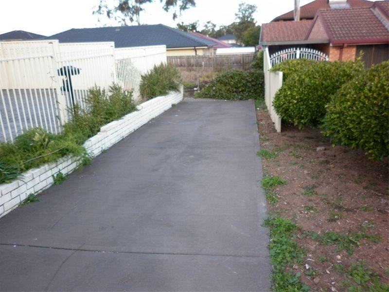 St Johns Park NSW 2176