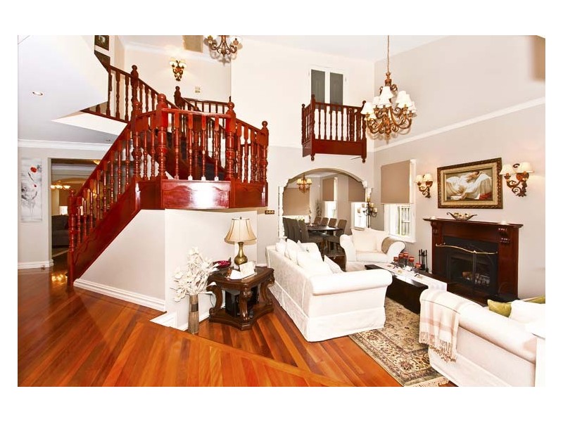 72 Edinburgh Circuit, Cecil Hills NSW 2171