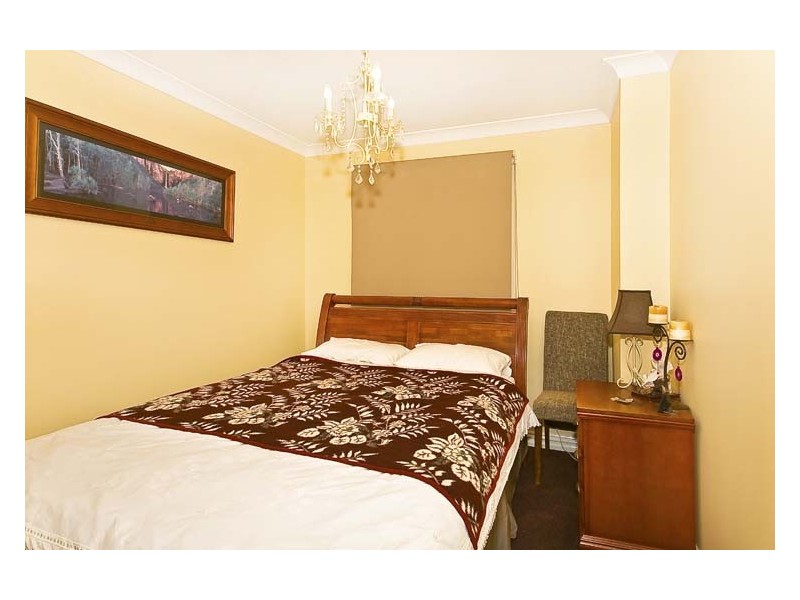 72 Edinburgh Circuit, Cecil Hills NSW 2171