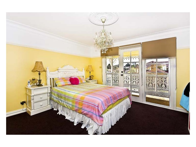 72 Edinburgh Circuit, Cecil Hills NSW 2171