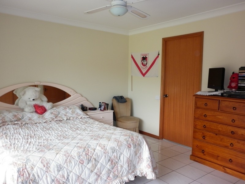 36 Boronia Road, Bossley Park NSW 2176