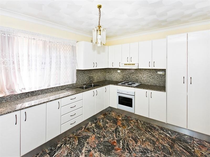 2/85 Smart Street, Fairfield NSW 2165