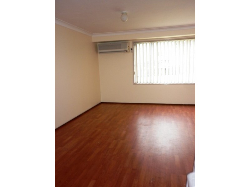 28 Stockdale Crescent, Abbotsbury NSW 2176