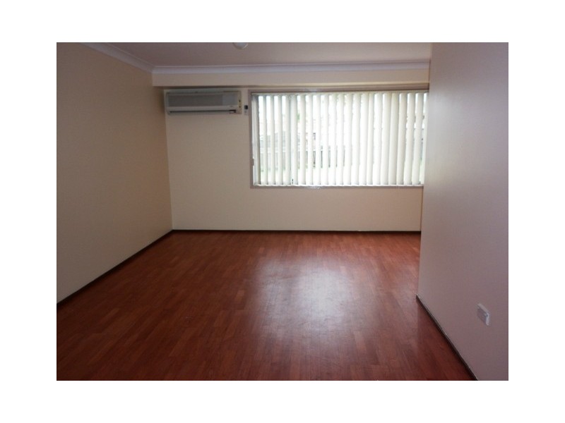 28 Stockdale Crescent, Abbotsbury NSW 2176