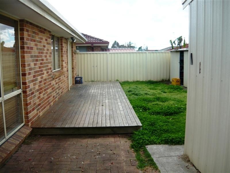 5 Glen Innes Road, Hoxton Park NSW 2171