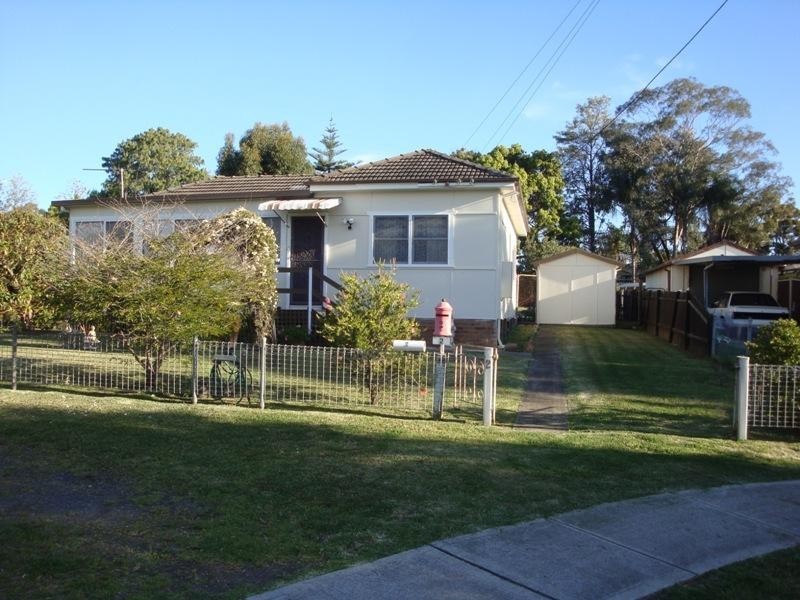 2 Moir Street, Smithfield NSW 2164
