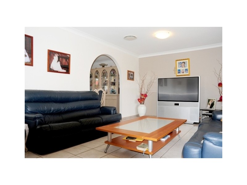 36 Coonawarra Street, Edensor Park NSW 2176