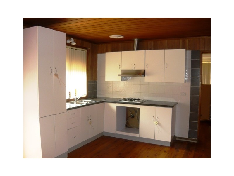 21 Morna Street, Greenfield Park NSW 2176