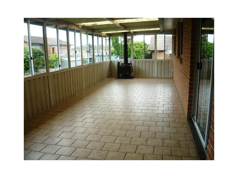 192 Sweethaven Road, Bossley Park NSW 2176