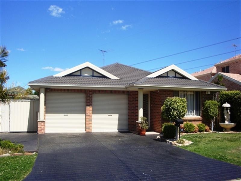 18 Padua Close, Prestons NSW 2170