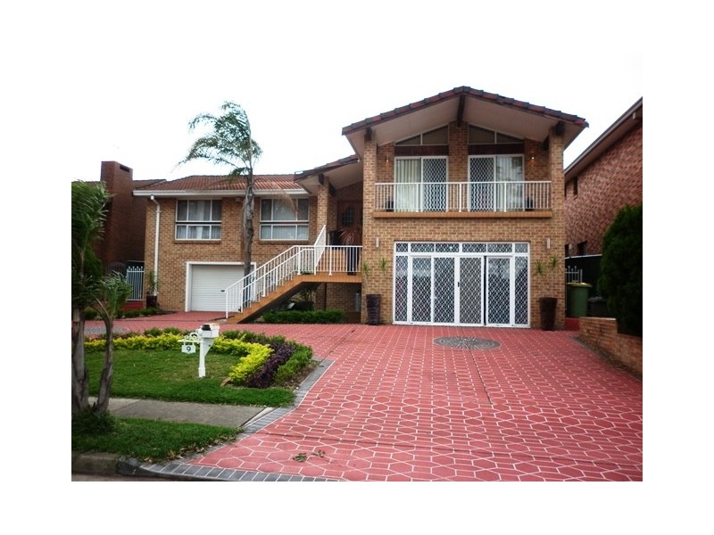 9 Bowie Place, Wetherill Park NSW 2164