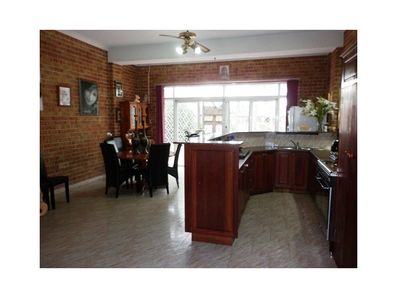 9 Bowie Place, Wetherill Park NSW 2164