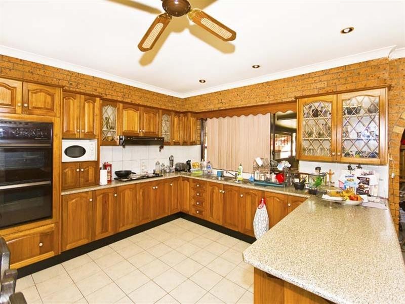 42 Boomerang Road, Edensor Park NSW 2176