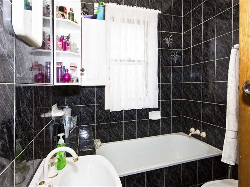 42 Boomerang Road, Edensor Park NSW 2176