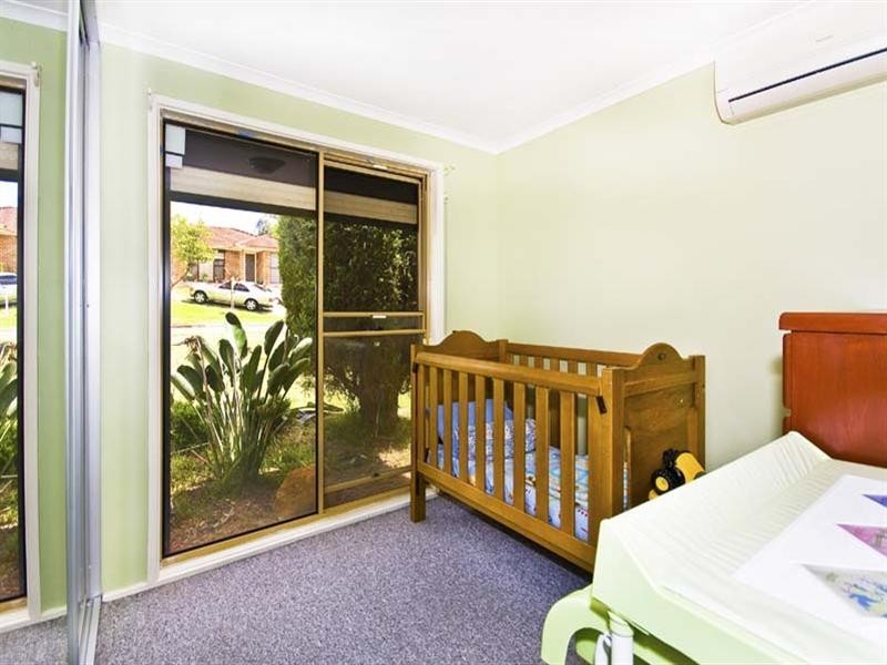 20 Kinghorne Road, Bonnyrigg Heights NSW 2177