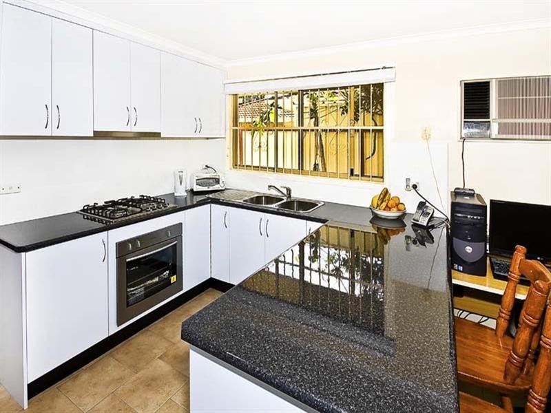 20 Kinghorne Road, Bonnyrigg Heights NSW 2177