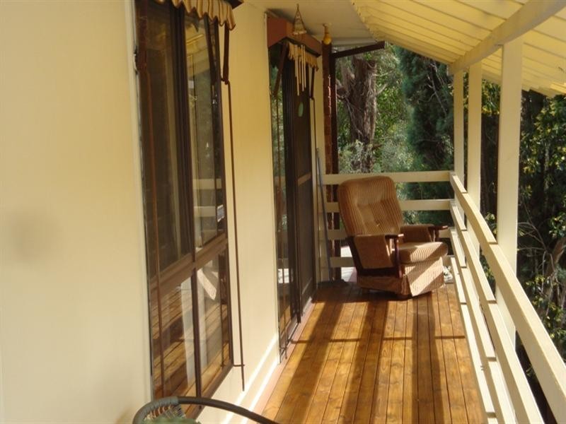 11 Grevillea Close, Bossley Park NSW 2176