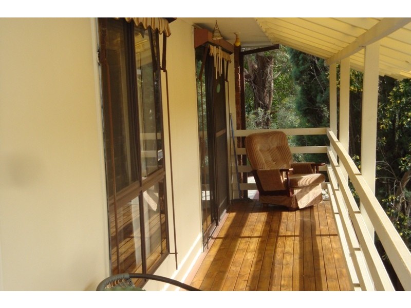 11 Grevillea Close, Bossley Park NSW 2176