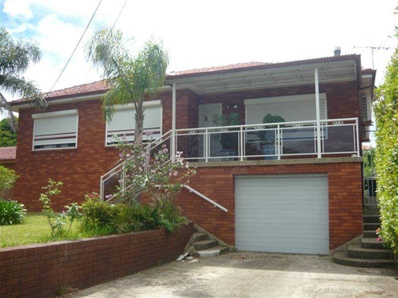 328 Hamilton Road, Fairfield West NSW 2165