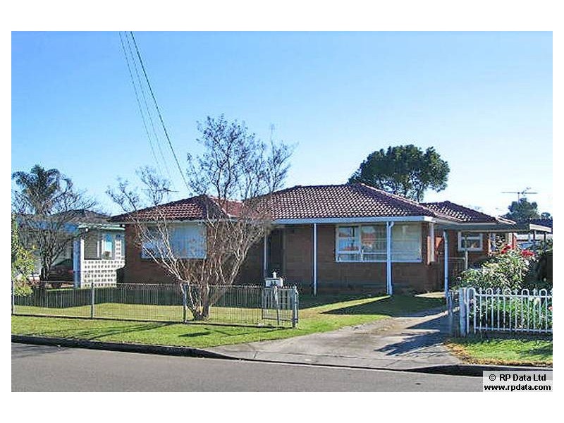 11 Kalora Street, Fairfield West NSW 2165