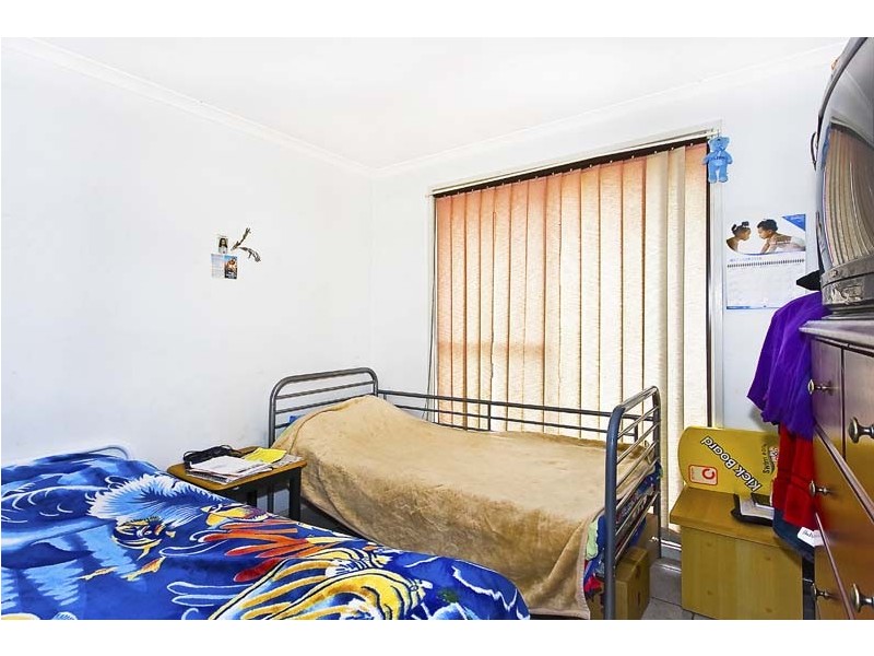 2 Opal Place, Bossley Park NSW 2176