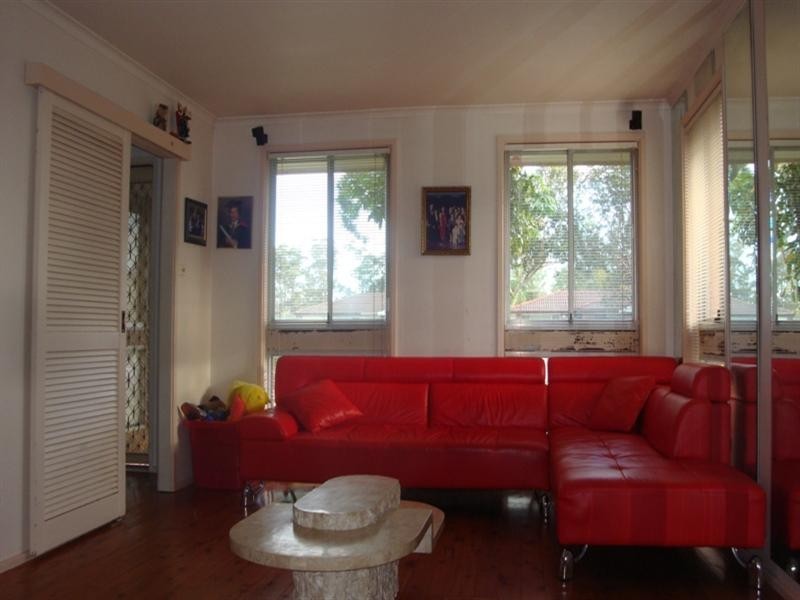 235 Prairievale Road, Bossley Park NSW 2176