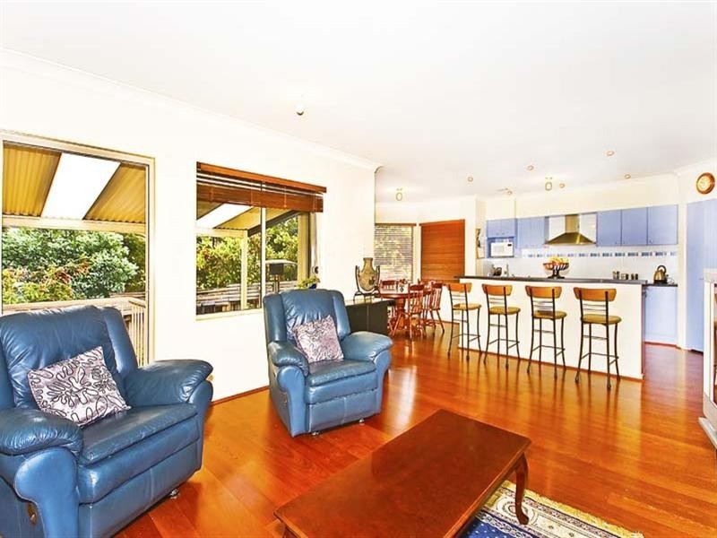 11 Hannan Place, Prairiewood NSW 2176