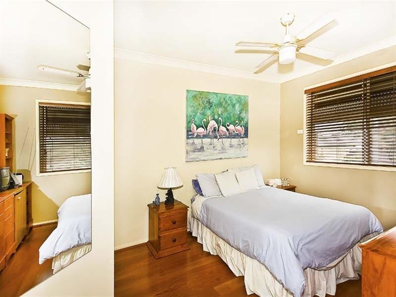 11 Hannan Place, Prairiewood NSW 2176