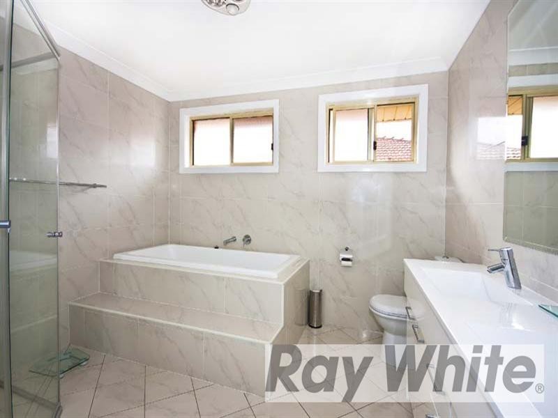 73 Shakespeare Street, Wetherill Park NSW 2164