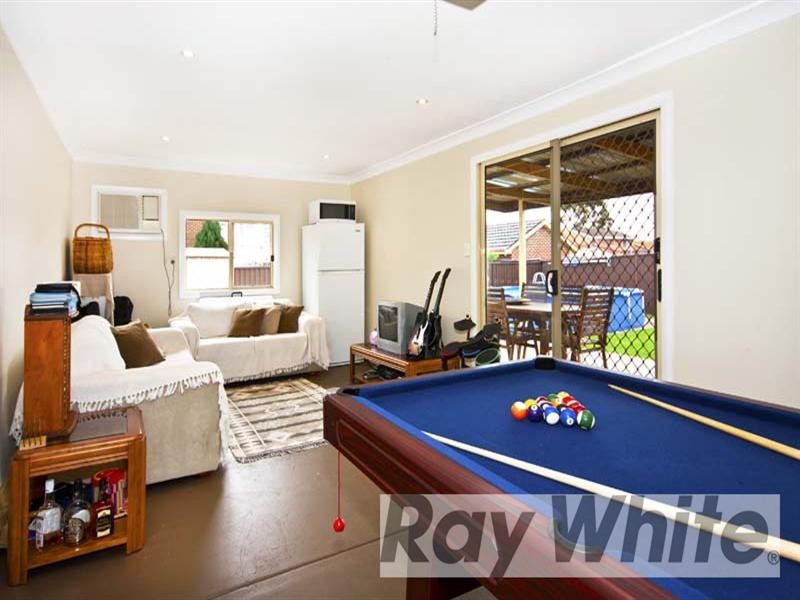 73 Shakespeare Street, Wetherill Park NSW 2164