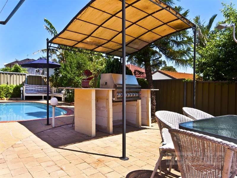 3 Geronimo Close, Greenfield Park NSW 2176