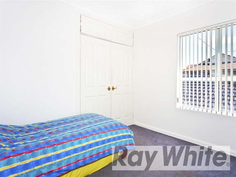 14 Edinburgh Circuit, Cecil Hills NSW 2171