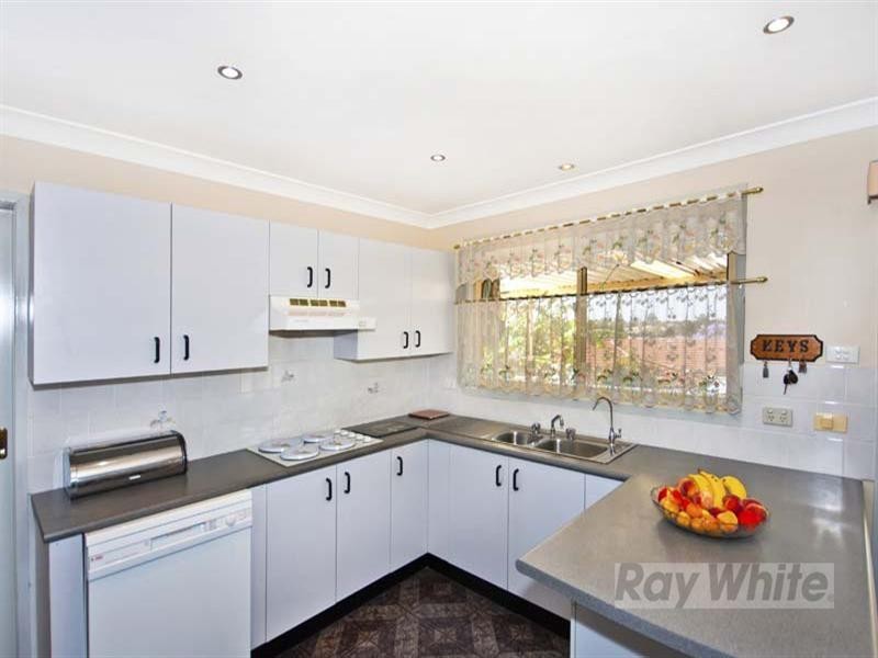7 Landy Close, Edensor Park NSW 2176