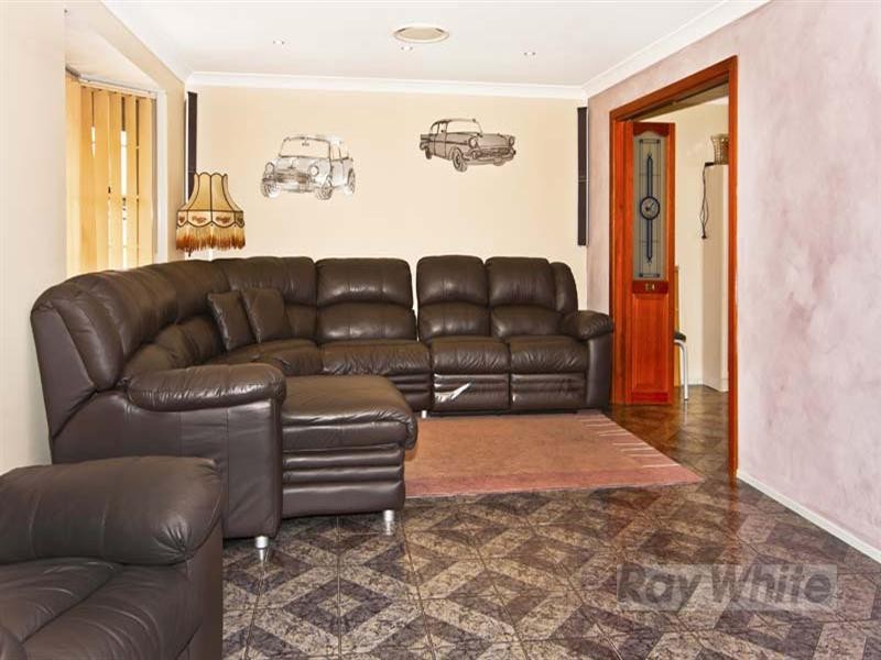 7 Landy Close, Edensor Park NSW 2176