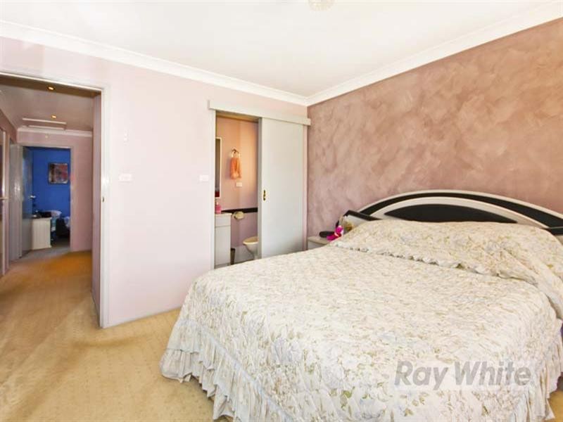 7 Landy Close, Edensor Park NSW 2176
