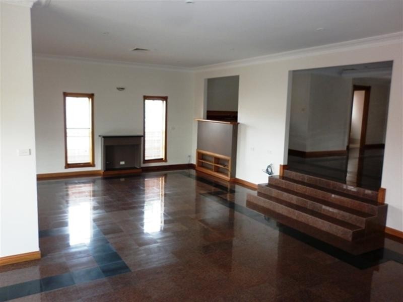 26 Boronia Road, Bossley Park NSW 2176