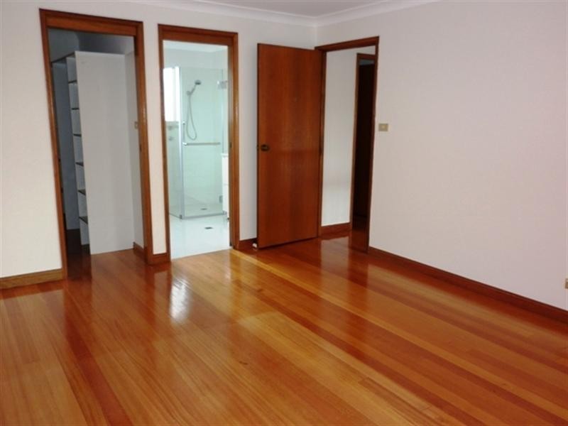 26 Boronia Road, Bossley Park NSW 2176