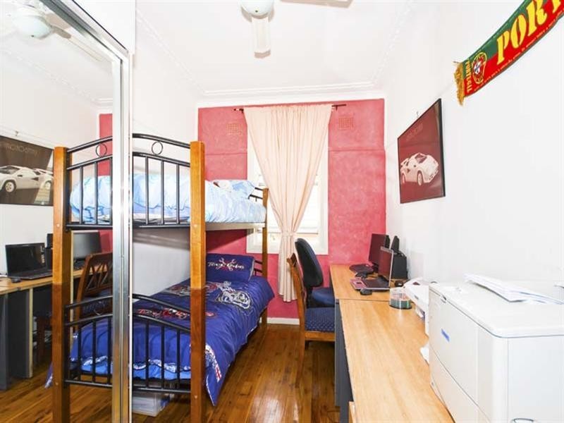 28 Neerini Avenue, Smithfield NSW 2164