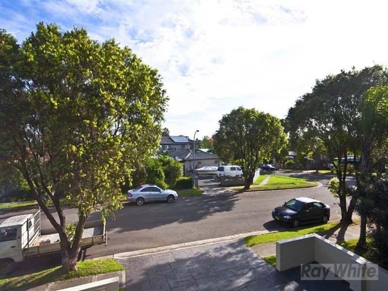 2 Dalton Place, Fairfield West NSW 2165