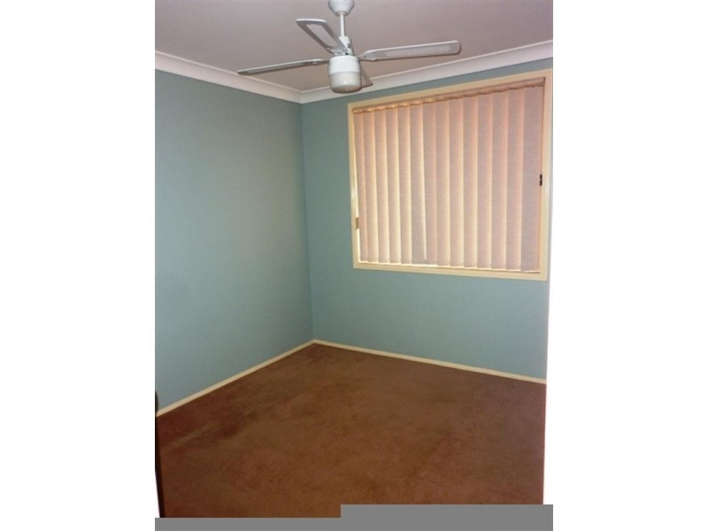 19 Ferraro Crescent, West Hoxton NSW 2171