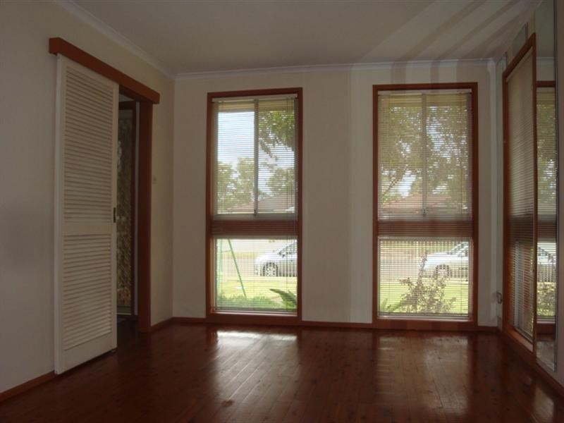 235 Prairievale Road, Bossley Park NSW 2176