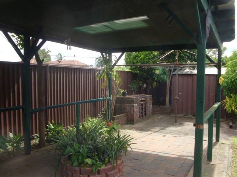 235 Prairievale Road, Bossley Park NSW 2176