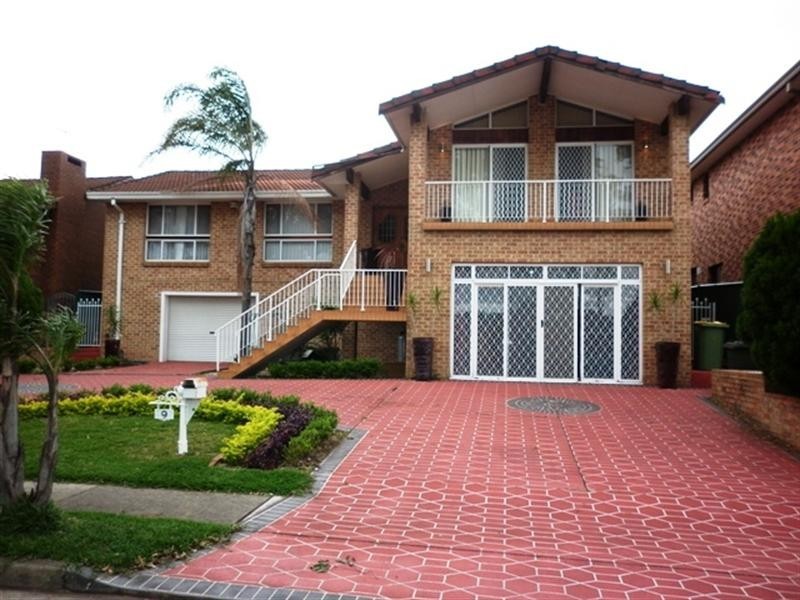 9 Bowie Place, Wetherill Park NSW 2164